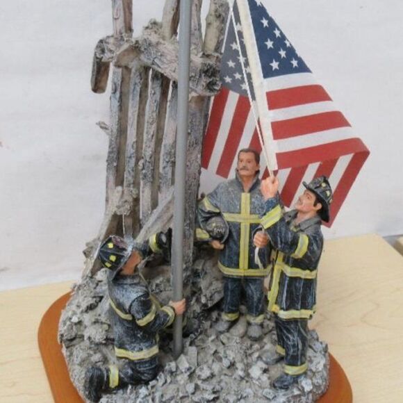 Red Hats of Courage, Image of Hope Fireman Vanmark September 11 - Picture 2 of 6